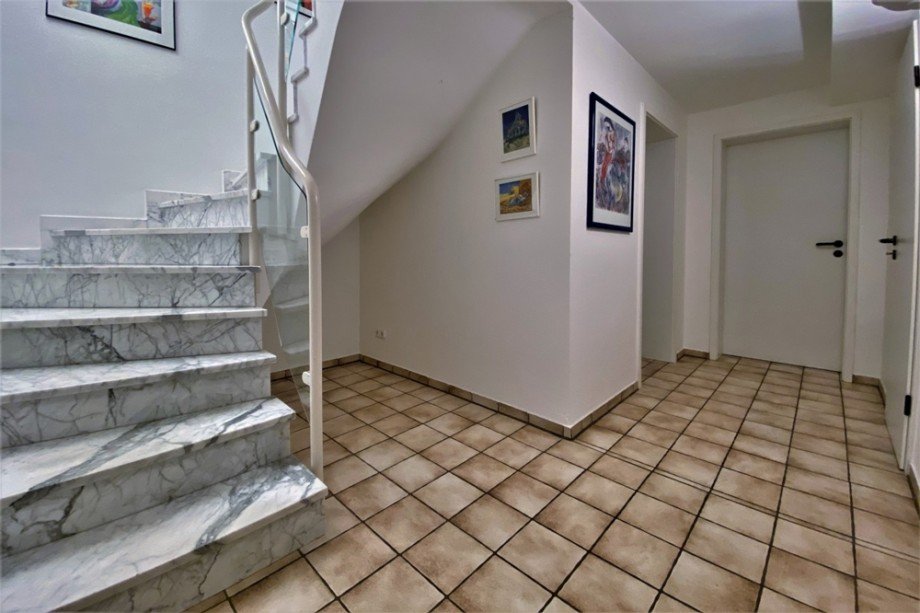 (29) Abschlie�end folgen nun Einblicke aus dem Kellergeschoss in Ausz�gen Zweifamilienhaus Bottrop / Eigen