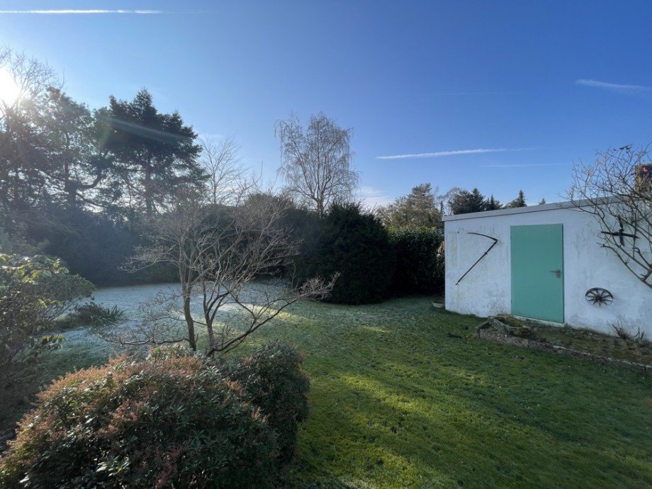 (30) Eine abschlie�ende Grundst�cksimpression Reihenendhaus Bottrop / Fuhlenbrock