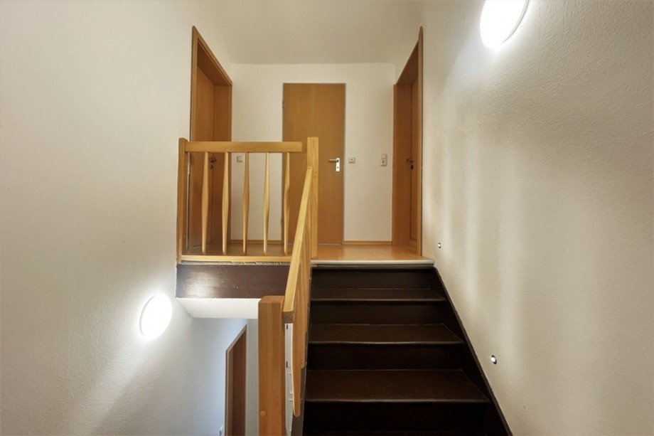 (15) Eine Etage h�her erwarten Sie drei weitere Wohnr�ume Doppelhaush�lfte Bottrop / Eigen