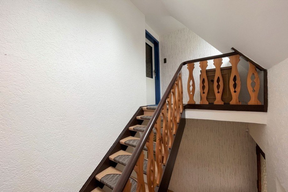 (19) Zur�ck im Inneren folgen nun Impressionen aus dem Obergeschoss Einfamilienhaus Bottrop / Batenbrock