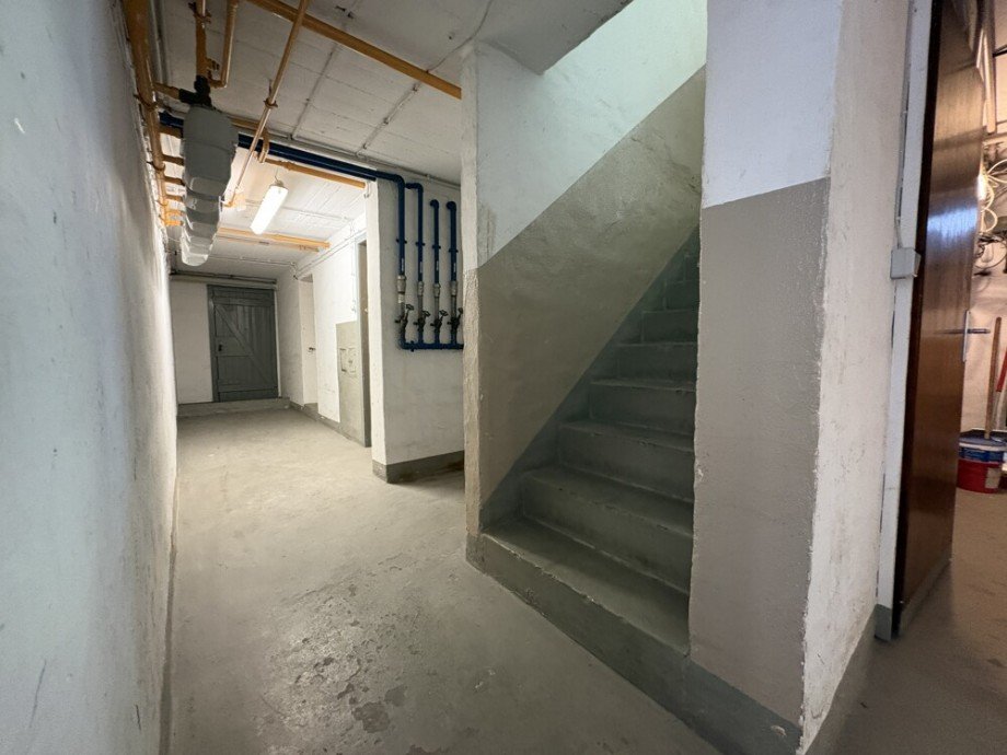 (40) Es folgen nun Impressionen aus dem Kellergeschoss Mehrfamilienhaus Bottrop / Eigen