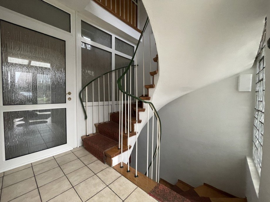 (5) Der Eingangsbereich im Geb�udeinneren Haus Bottrop / Vonderort