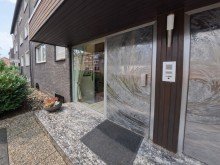 (4) Der separate Eingang in die gro�z�gige Wohneinheit im Erdgeschoss *RESERVIERT*