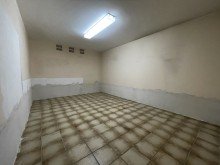 (24) Hier noch ein weiterer Lagerraum im Untergeschoss *VERKAUFT*