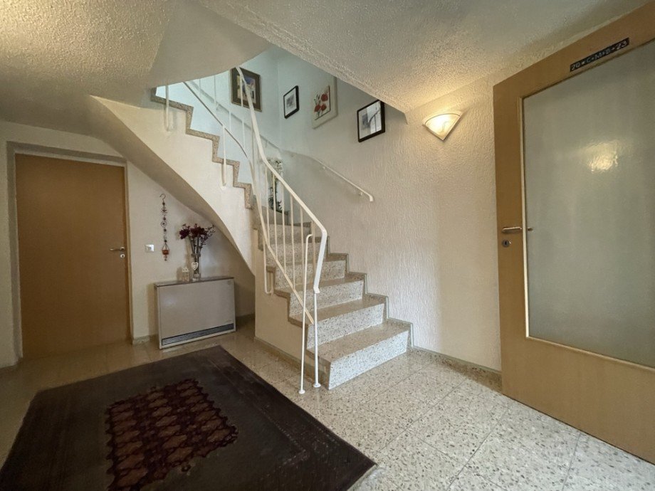 (25) Zur�ck im Erdgeschoss folgen nun Eindr�cke von den ger�umigen Nutzfl�chen Reihenhaus Bottrop / Lehmkuhle