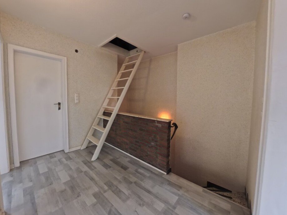 (17) Weitere Eindr�cke folgen nun aus dem Obergeschoss Einfamilienhaus Bottrop / Stadmitte