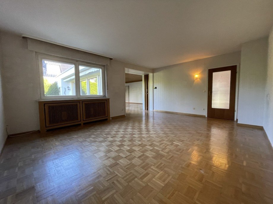 (12) Ein beeindruckender Wohn-und Esszimmerbereich befindet sich a.d. Geb�uder�ckseite Einfamilienhaus Bottrop / Fuhlenbrock