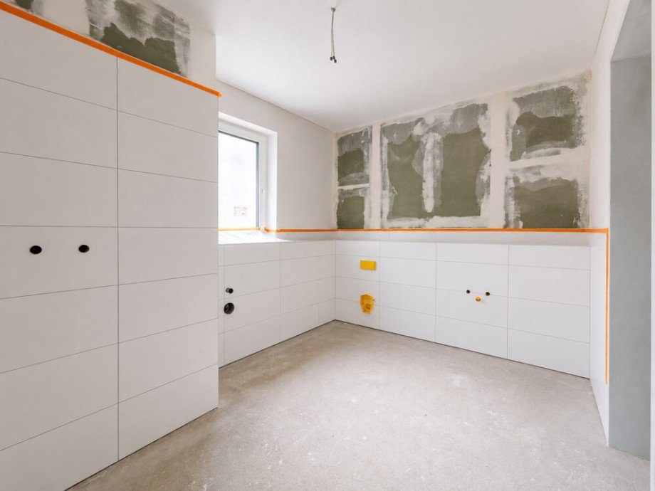 (9) Hier ein Eindruck aus dem zuk�nftigen Hauptbadezimmer Etagenwohnung Oberhausen / Klosterhardt-Nord