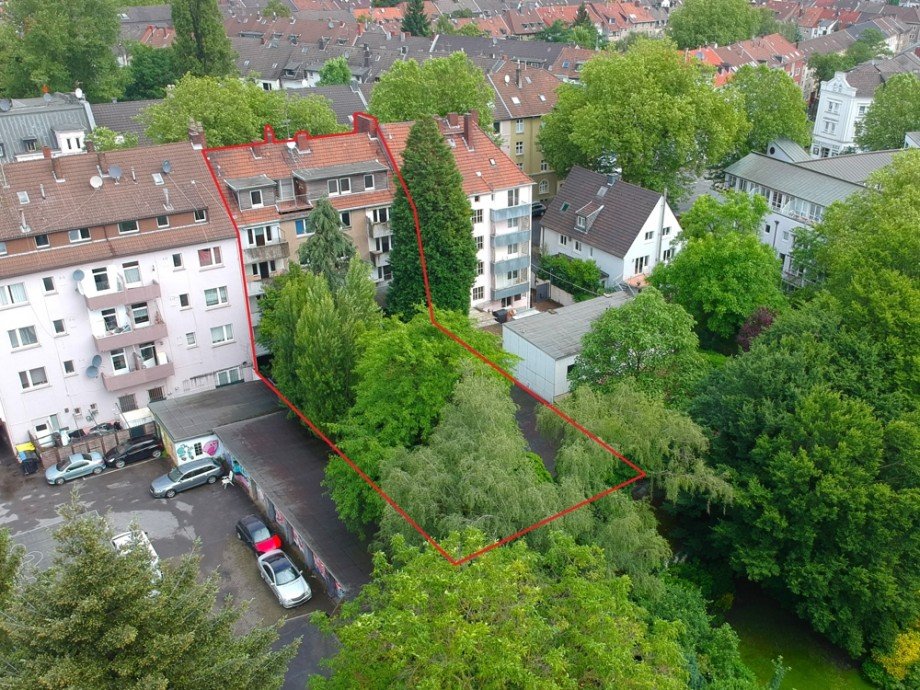 (2) Ein Blick auf das r�ckseitige Grundst�ck aus der Vogelperspketive Haus Gelsenkirchen / Bulmke-H�llen