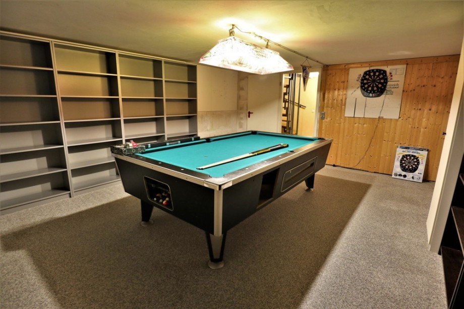 (20) Derzeit wird ein Kellerraum als Hobbyraum genutzt Reihenmittelhaus Essen / Altenessen-Nord