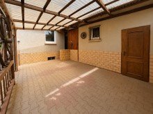 (10) Die Terrasse inkl. praktischer Abstellkammer *RESERVIERT*
