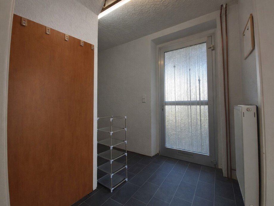 (4) Der Hauseingangsbereich aus einem anderen Blickwinkel Doppelhaush�lfte Bottrop / Stadtmitte