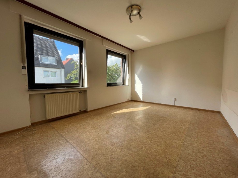 (13) Hier eine Impression aus einem der beiden Schlafzimmer auf dieser Etage Reiheneckhaus Bottrop / Fuhlenbrock