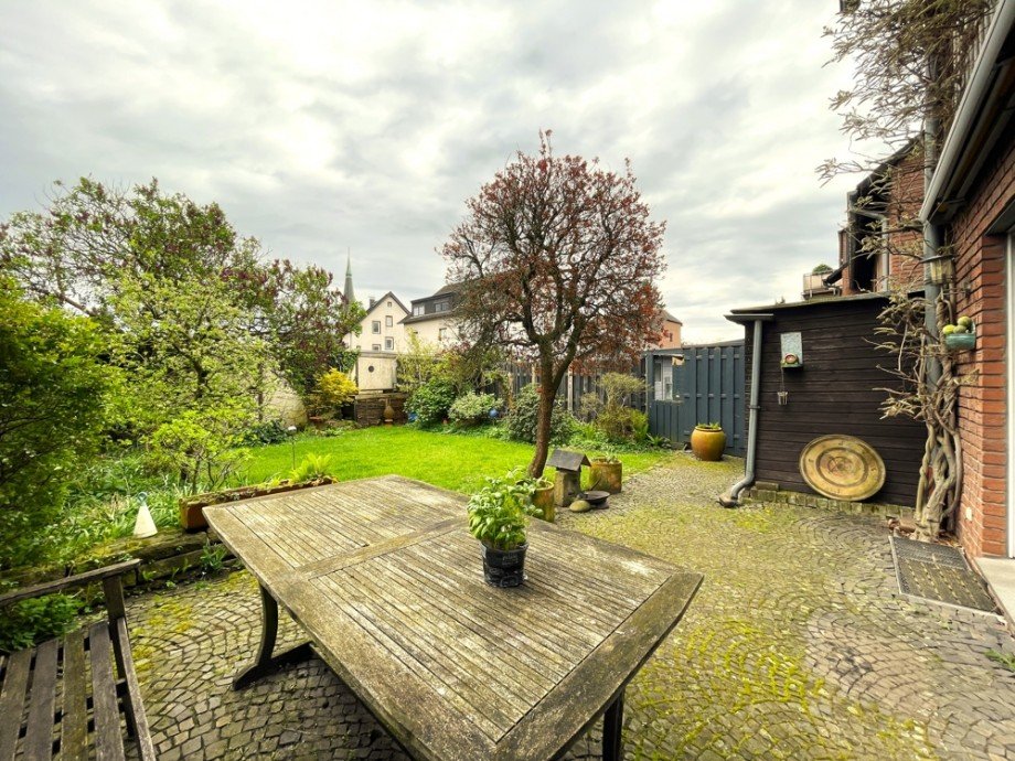 (12) Hier ein Blick in den s�d�stlich ausgerichteten Garten Reiheneckhaus Bottrop / Eigen