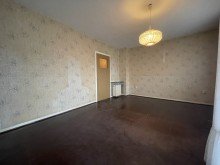 (19) Der Blick zur�ck in Richtung Hausflur im ersten Obergeschoss *VERKAUFT*