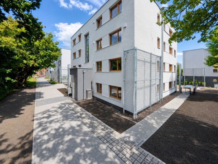 (3) Eine weitere Impression von der Geb�udefront Erdgeschosswohnung Oberhausen / Klosterhardt-Nord