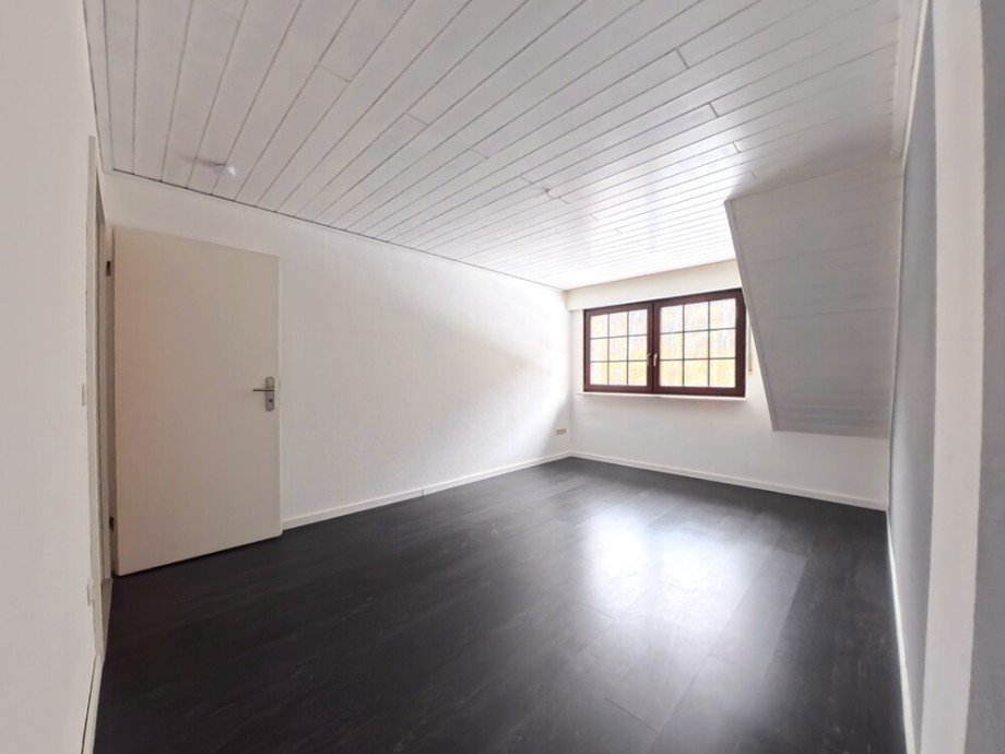 (17) Ein zweites Kinderzimmer schlie�t sich an Doppelhaush�lfte Bottrop / Fuhlenbrock