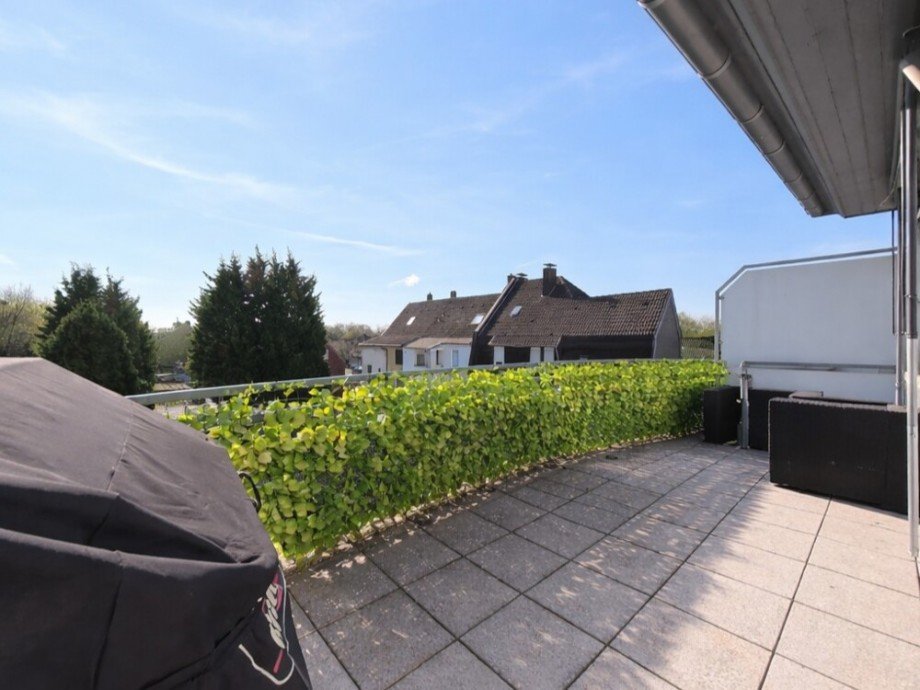 (11) Der traumhafte Balkon in s�d�stlicher Ausrichtung Dachgeschosswohnung Bottrop / Stadtmitte