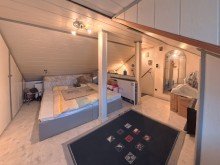 (22) Ein erster Einblick in den Spitzboden (Nfl.) iTH:  *Platz f�r Ihr Familiengl�ck* - Einfamilienhaus mit  131 m� Fl�che und Garten