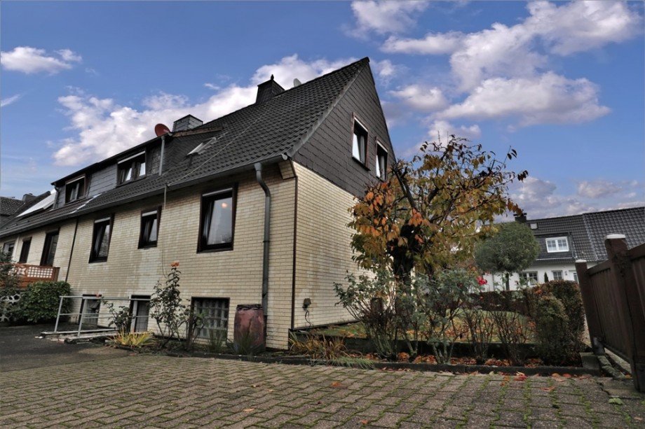 (20) Der Keller bietet Ihnen einen r�ckw�rtigen Zugang auf das Grundst�ck Doppelhaush�lfte Bottrop / Ebel