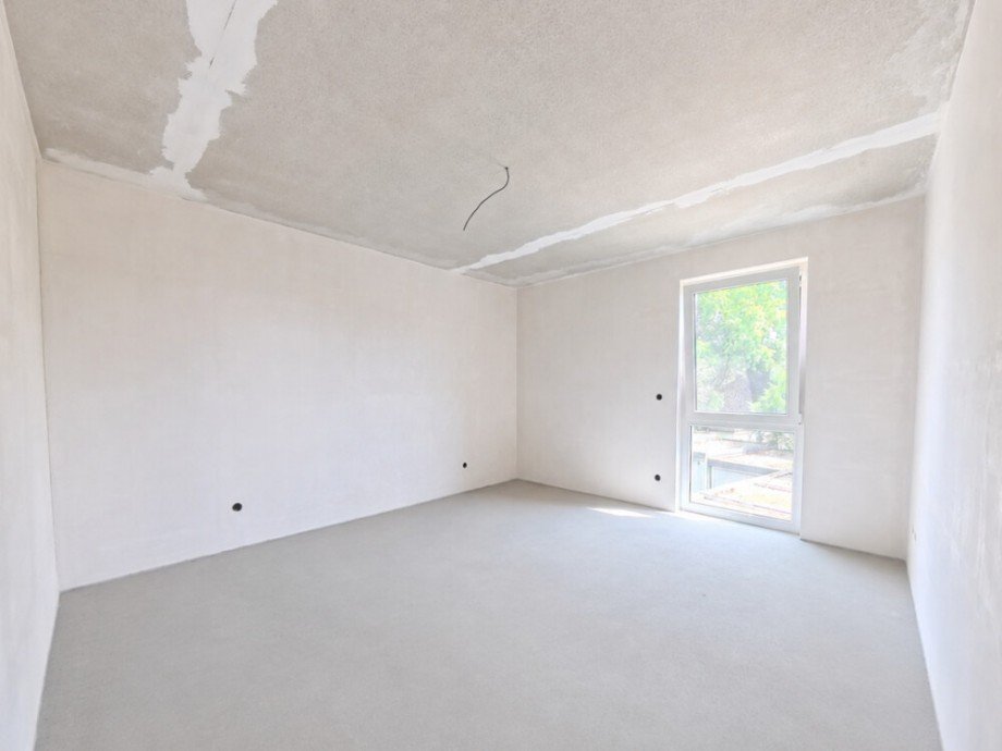 (9) Hier ein Blick in das Schlafzimmer auf der Geb�uder�ckseite Etagenwohnung Bottrop / Fuhlenbrock