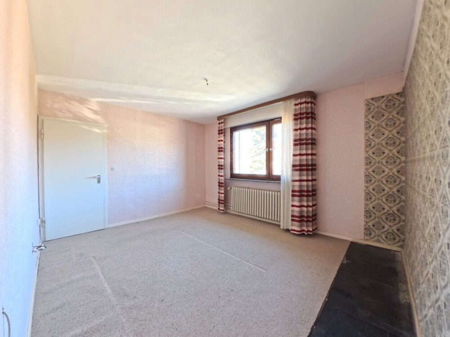 (17) Hier blicken Sie in das Schlafzimmer Reihenmittelhaus Oberhausen / Osterfeld-Ost