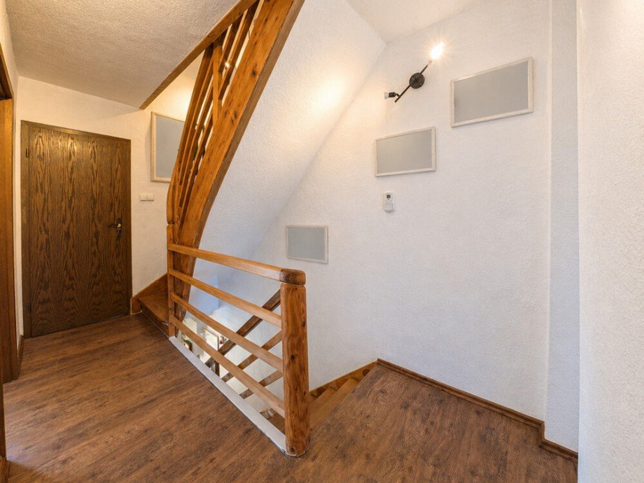 (16) Es folgen Impressionen aus dem Obergeschoss Reihenmittelhaus Bottrop / Eigen