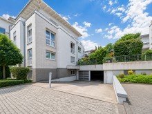 (27)  Die Zufahrt in die Tiefgarage der Eigent�mergemeinschaft *VERKAUFT*