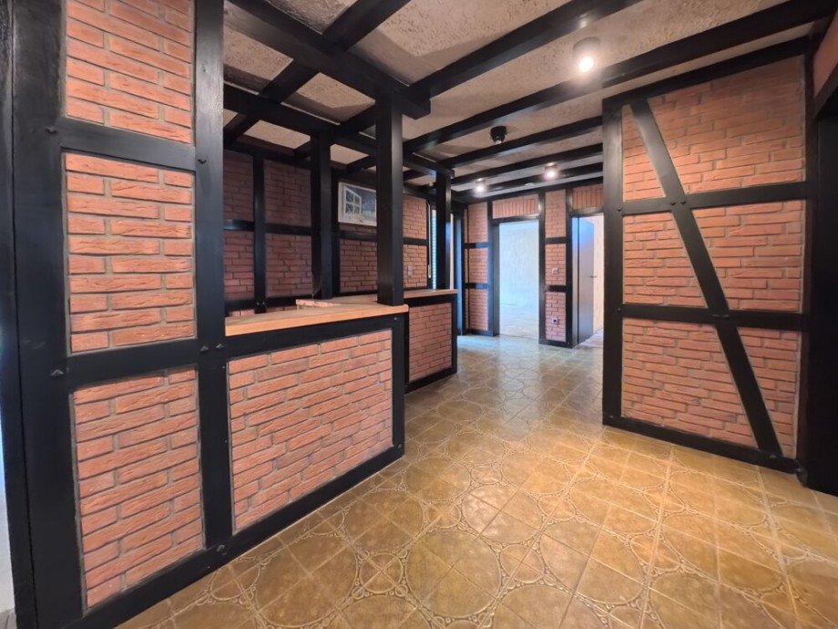 (4) Der Einblick in den Hausflur im Erdgeschoss Bungalow Bottrop / Welheim