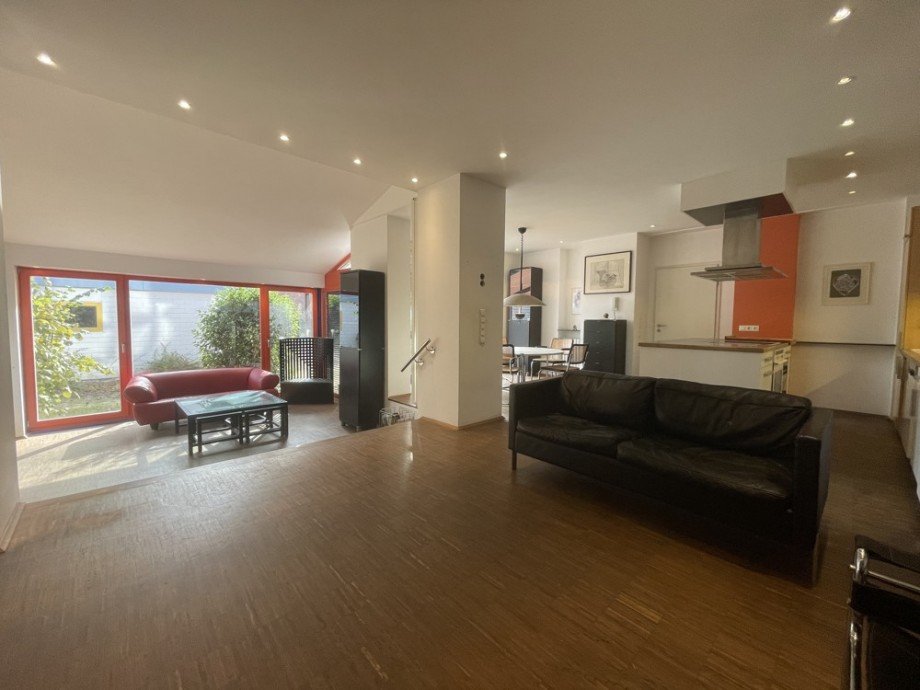 (19) Hier ein erster Eindruck aus dem Wohnbereich im Erdgeschoss Mehrfamilienhaus Gladbeck / Zweckel