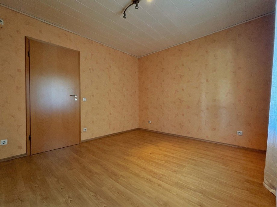(8) Gleich neben dem Schlafzimmer befindet sich ein m�gliches Kinderzimmer Erdgeschosswohnung Oberhausen / Schwarze Heide