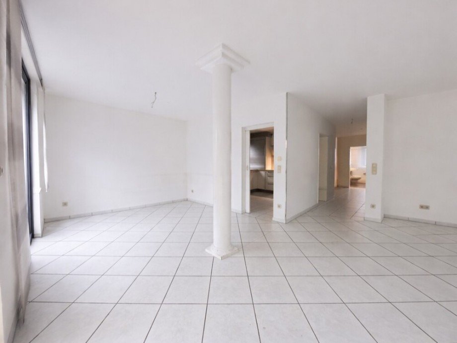 (8) Hier eine weitere Impression aus dem Wohn- und Esszimmerbereich Erdgeschosswohnung Bottrop / Fuhlenbrock