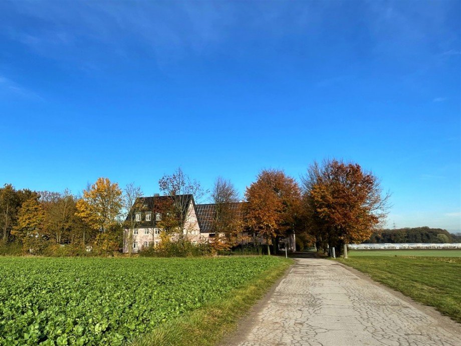 (2) Diese Zufahrt f�hrt Sie zum Landsitz Etagenwohnung Bottrop-Feldhausen