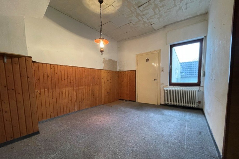 (8) Ein Blick in das gro�z�gige Esszimmer im EG Zweifamilienhaus Bottrop / Batenbrock