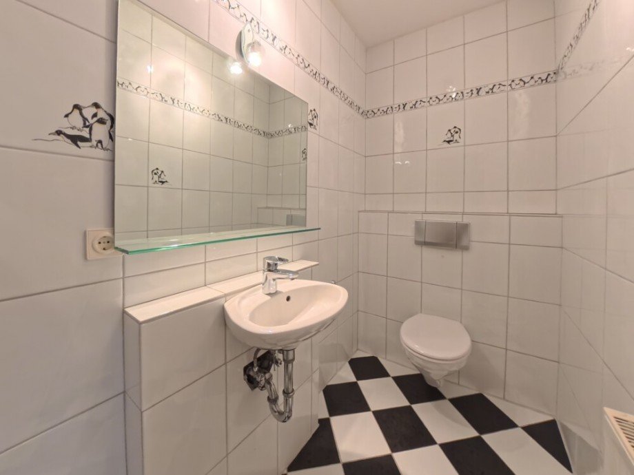 (44) Hier zun�chst ein Eindruck aus dem G�ste WC Einfamilienhaus Bottrop / Stadmitte