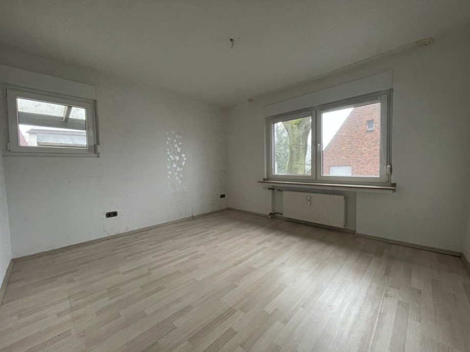 (15) Abschlie�end ein Einblick in das Kinder- oder Arbeitszimmer der Wohnung Haus Bottrop / Vonderort