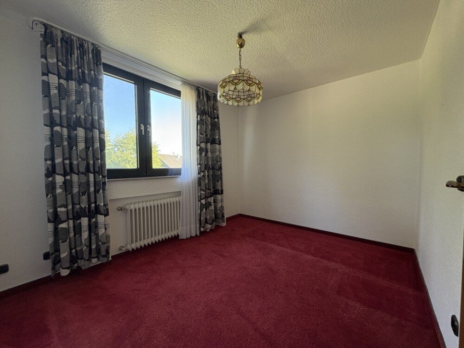 (34) Hier ein Eindruck aus einem der beiden Kinderzimmer auf dieser Etage Einfamilienhaus Bottrop / Grafenwald