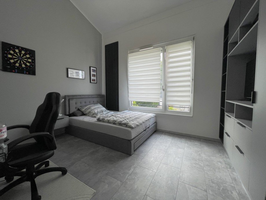 (20) Hier nun ein Einblick in den zweiten Wohnraum auf dieser Etage Einfamilienhaus Bottrop / Boy