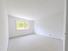 (10) Hier ein Blick in das Elternschlafzimmer dieser Wohnung iTH: Eleganz trifft Effizienz: Hochwertiger Neubau in OB u.a. mit S�dloggia & stilvollem Wohngef�hl