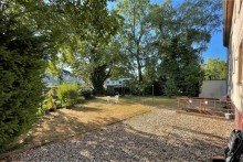 (21) Eine Impression der gemeinschaftlich genutzten Gartenfl�chen *VERKAUFT*
