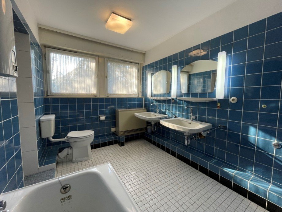 (21) Weiterhin erwartet Sie hier das Hauptbadezimmer Doppelhaush�lfte Bottrop / Stadtmitte