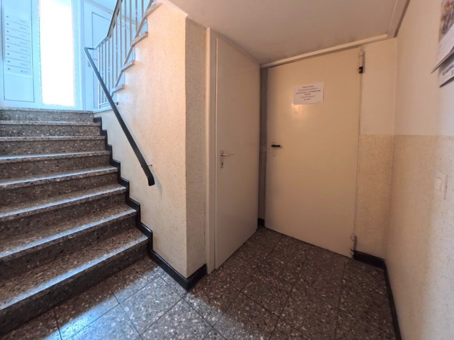 (17) Es folgen nun Impressionen aus dem Kellergeschoss Erdgeschosswohnung Oberhausen / Altstadt-Mitte