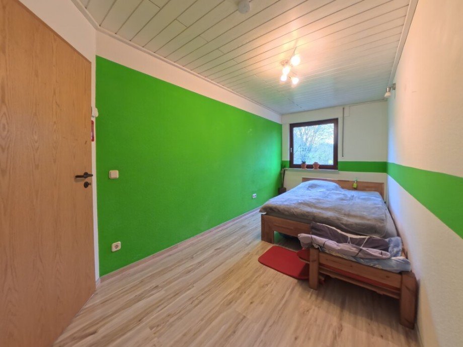 (20) Das erste von zwei Kinderzimmern auf dieser Ebene Reihenmittelhaus Bottrop / Welheim