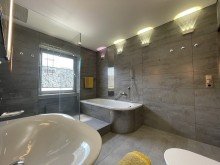 (15) Eine abschlie�ende Impression aus dem Badezimmer (Archivbild) *VERMIETET*