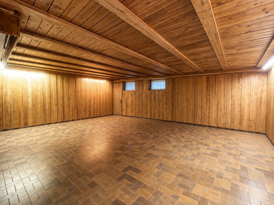 (22) Zur Wohnung geh�ren weitl�ufige Kellerfl�chen Erdgeschosswohnung Gladbeck / Gladbeck-Brauck