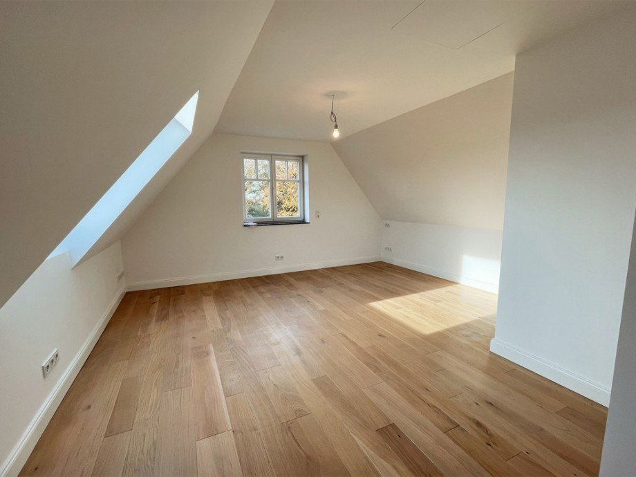 (27) Hier ein Blick in den zweiten Schlafraum auf dieser Etage (Archivbild) Etagenwohnung Bottrop-Feldhausen