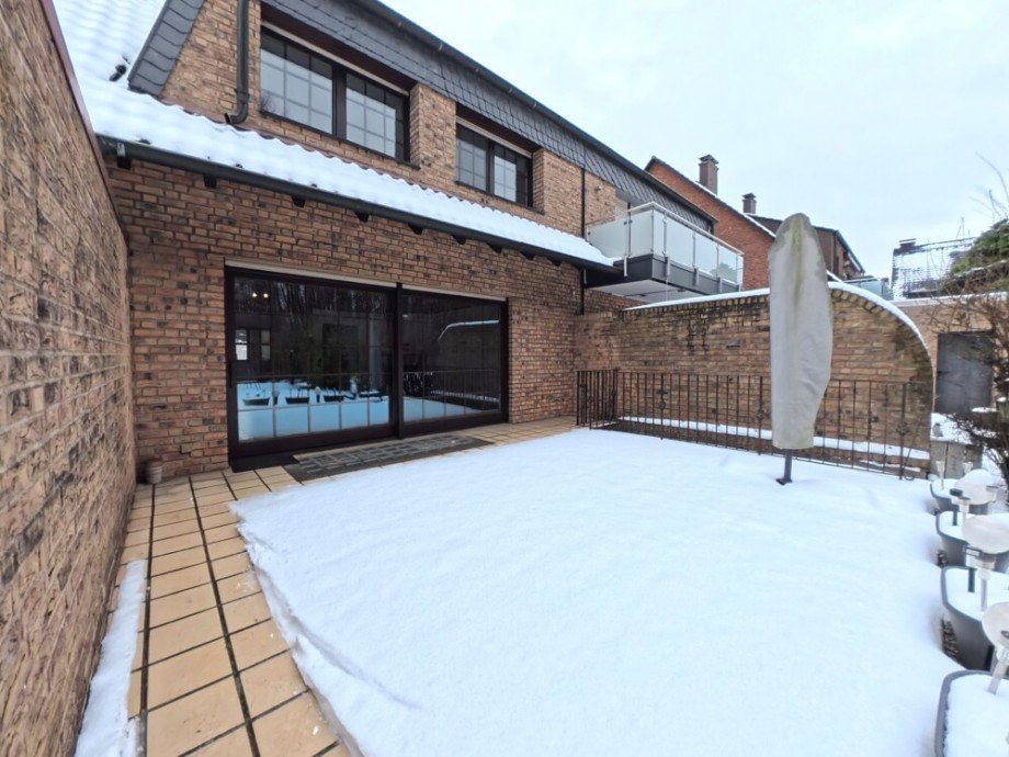 (12) Eine winterliche Impression der Terrasse Doppelhaush�lfte Bottrop / Fuhlenbrock