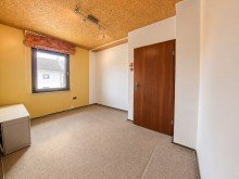 (14) Dieses Kinder- oder Arbeitszimmer ist zur Geb�udevorderseite ausgerichtet iTH: Mehr Garten, mehr Freiheit, mehr Zuhause - Reihenendhaus in Bottrop-Batenbrock!