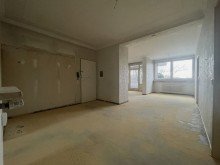 (6) Ein erster Eindruck aus dem ger�umigen Wohnungseingangsbereich *VERKAUFT*