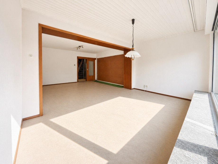 (10) Das Wohnzimmer aus einem anderen Blickwinkel Reihenmittelhaus Bottrop / Batenbrock